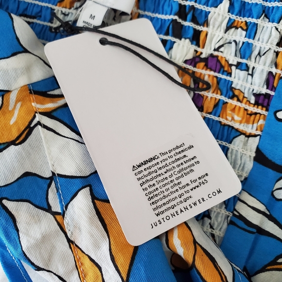 J.O.A. Lapa Blue Tie Front Smocked Crop Top - Picture 7 of 10